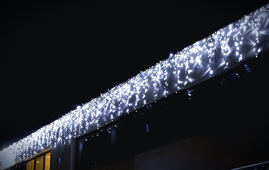 картинка Гирлянда уличная светодиодная бахрома 12м. Холодный свет.Белый провод. от интернет магазина Ampertorg